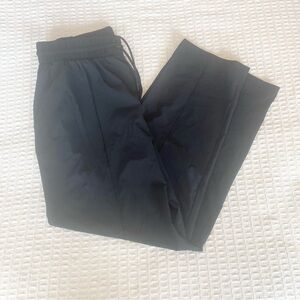 ON 34th black elastic waist straight ankle pants size Small NWT